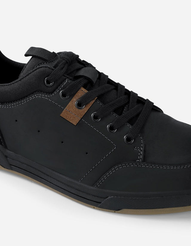Zapatillas Hombre Cuero Gunwale-0-01 Negro
