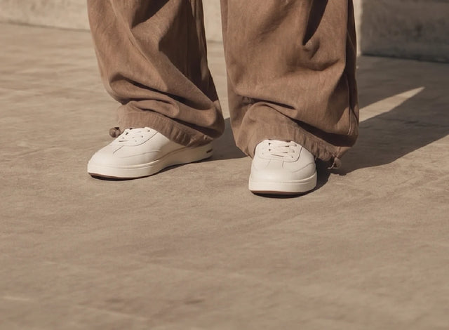 Qué zapatos usar con pantalones anchos para lograr un buen look en 2026