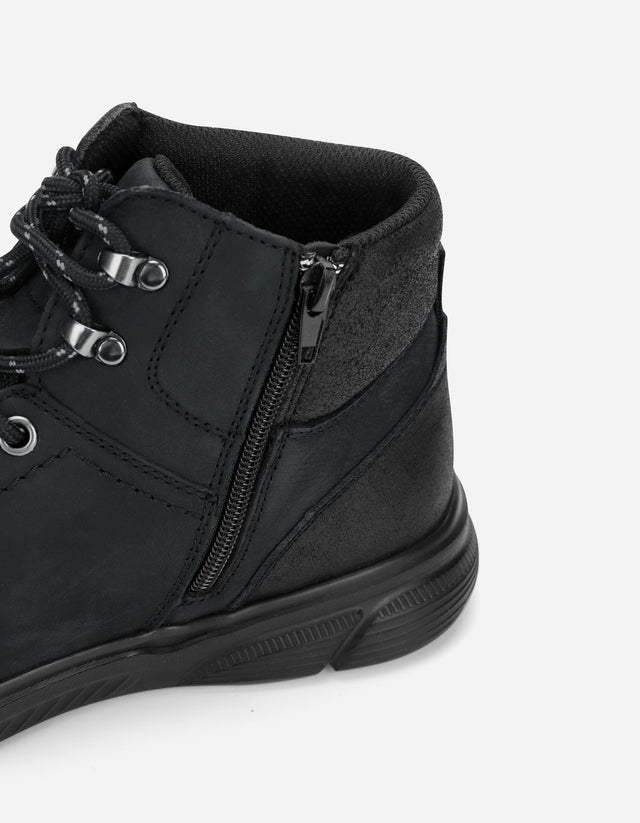 Zapatilla Caña Alta Hombre Cuero Cierre Lateral Dosscourt Negro