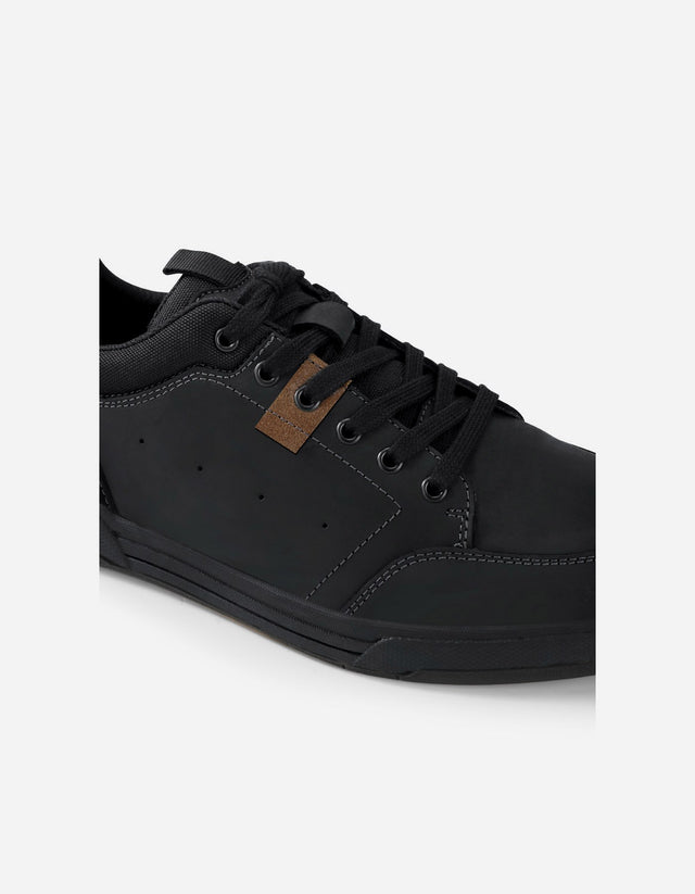 Zapatillas Hombre Cuero Gunwale-0-01 Negro