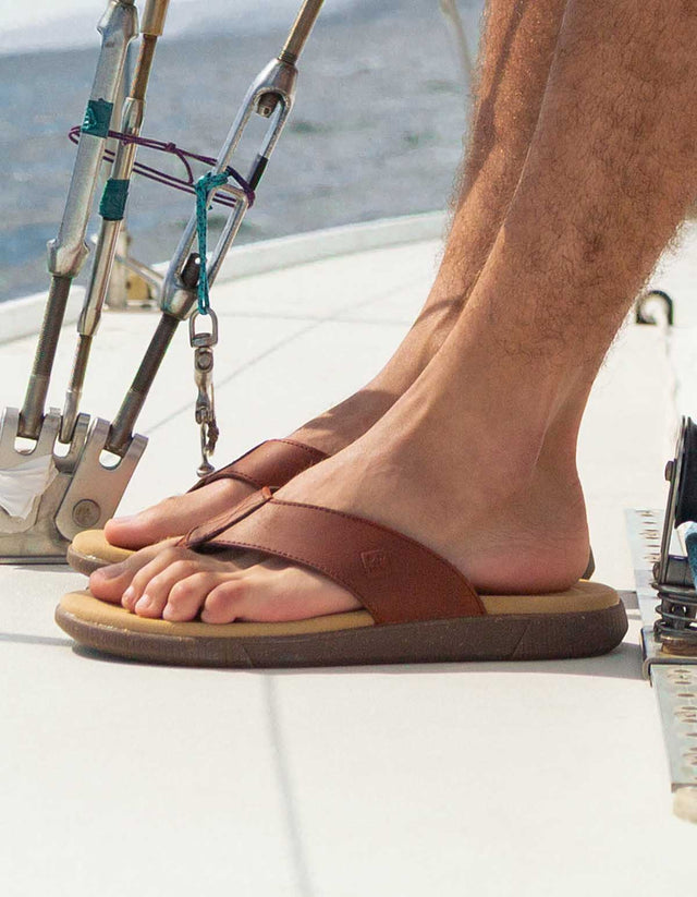Sandalias Flip Flop Hombre Cuero Hakuna Brandy